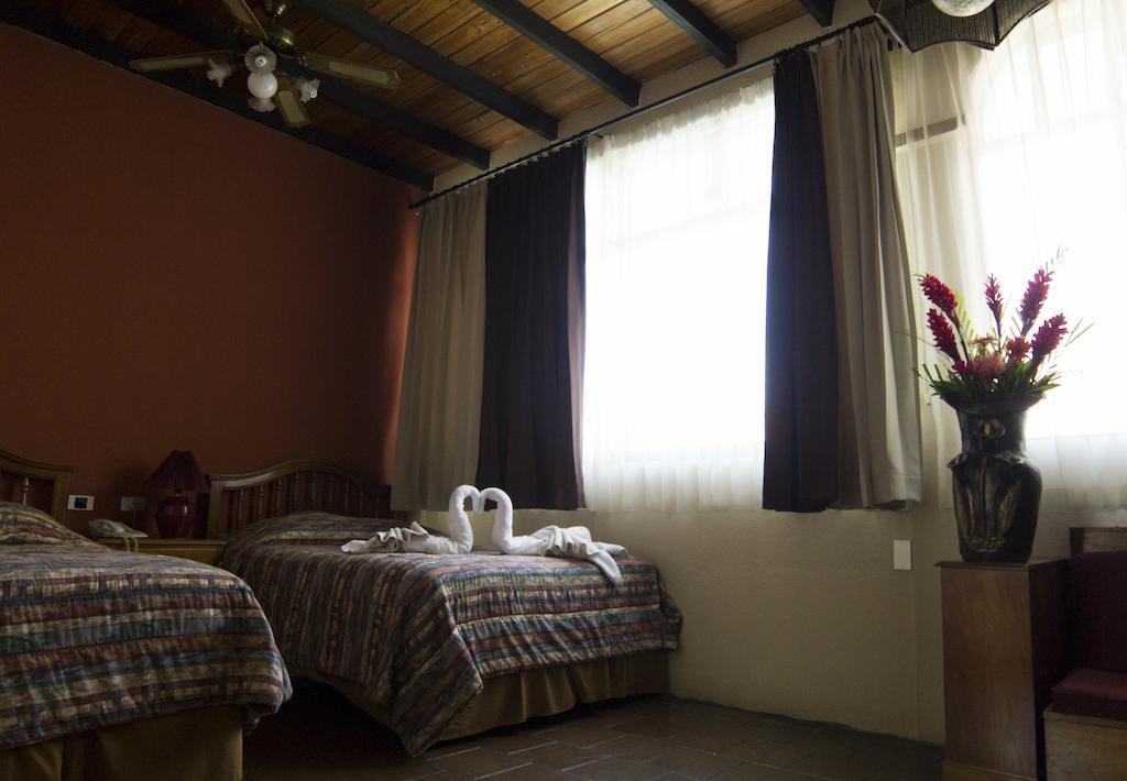 Hotel Posada De Don Jose Реталхулеу Стая снимка